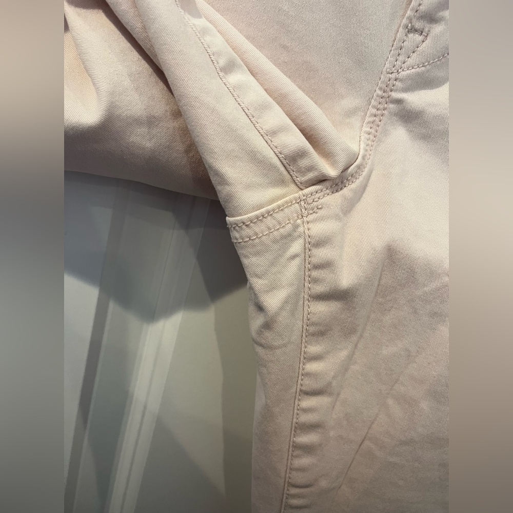 Ann Taylor Loft Modern Straight Creamy Light Pink Color Pants Size 8 - Picture 3 of 7